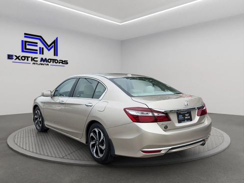 Used 2017 Honda Accord EX-L image 3