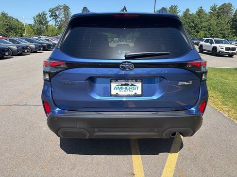 Used 2025 Subaru Forester Limited AWD/4WD image 6