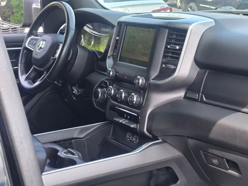 Used 2022 RAM 1500 Big Horn AWD/4WD image 9