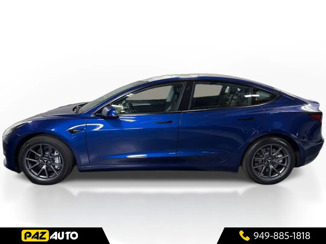Used 2023 Tesla Model 3 Standard Range RWD image 2