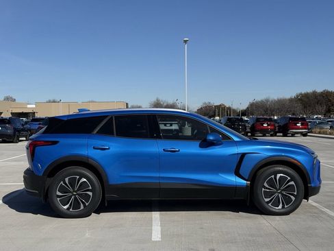 New 2026 Chevrolet Blazer EV LT w/ Super Cruise Package FWD image 3