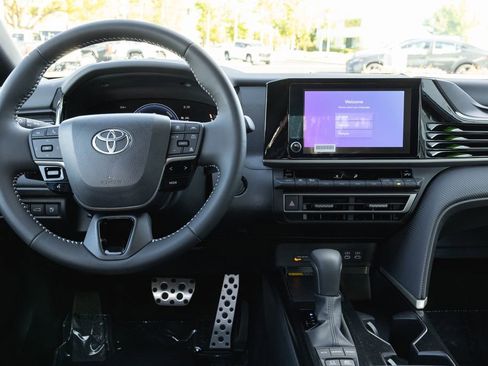 Used 2026 Toyota Camry LE image 26