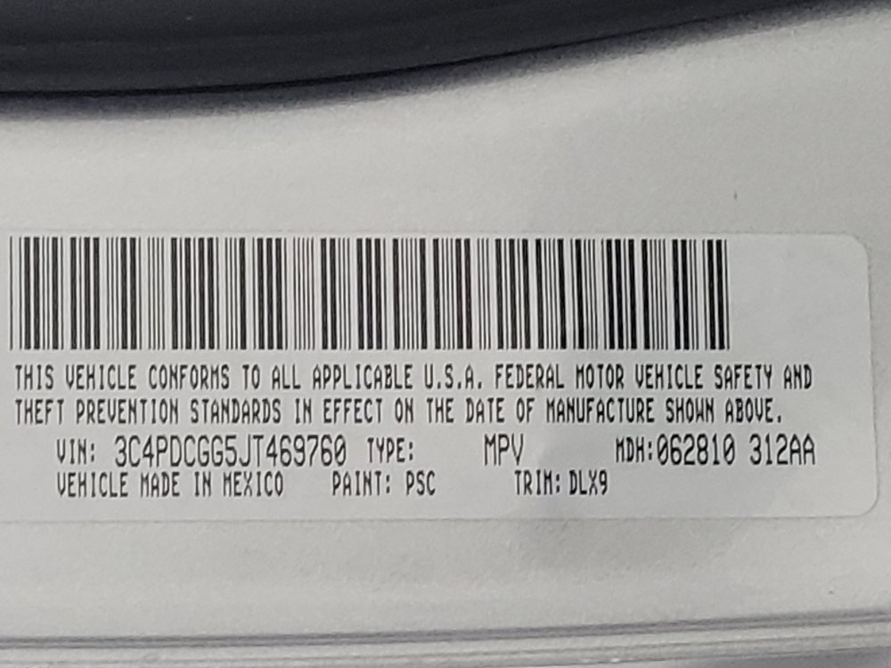 Used 2018 Dodge Journey Crossroad FWD image 33