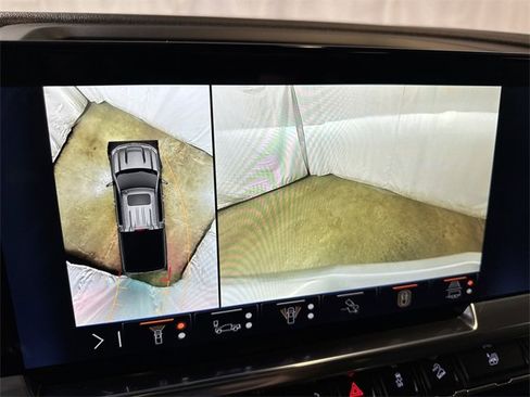 Certified 2024 Chevrolet Silverado 1500 LTZ w/ LTZ Premium Package image 20