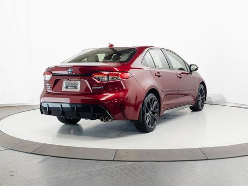 Certified 2024 Toyota Corolla SE w/ SE Package FWD image 12
