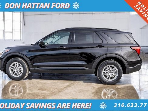 New 2026 Ford Explorer Active image 2