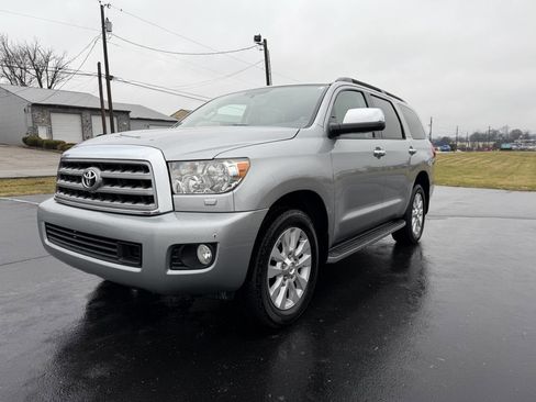Used 2017 Toyota Sequoia Platinum image 1