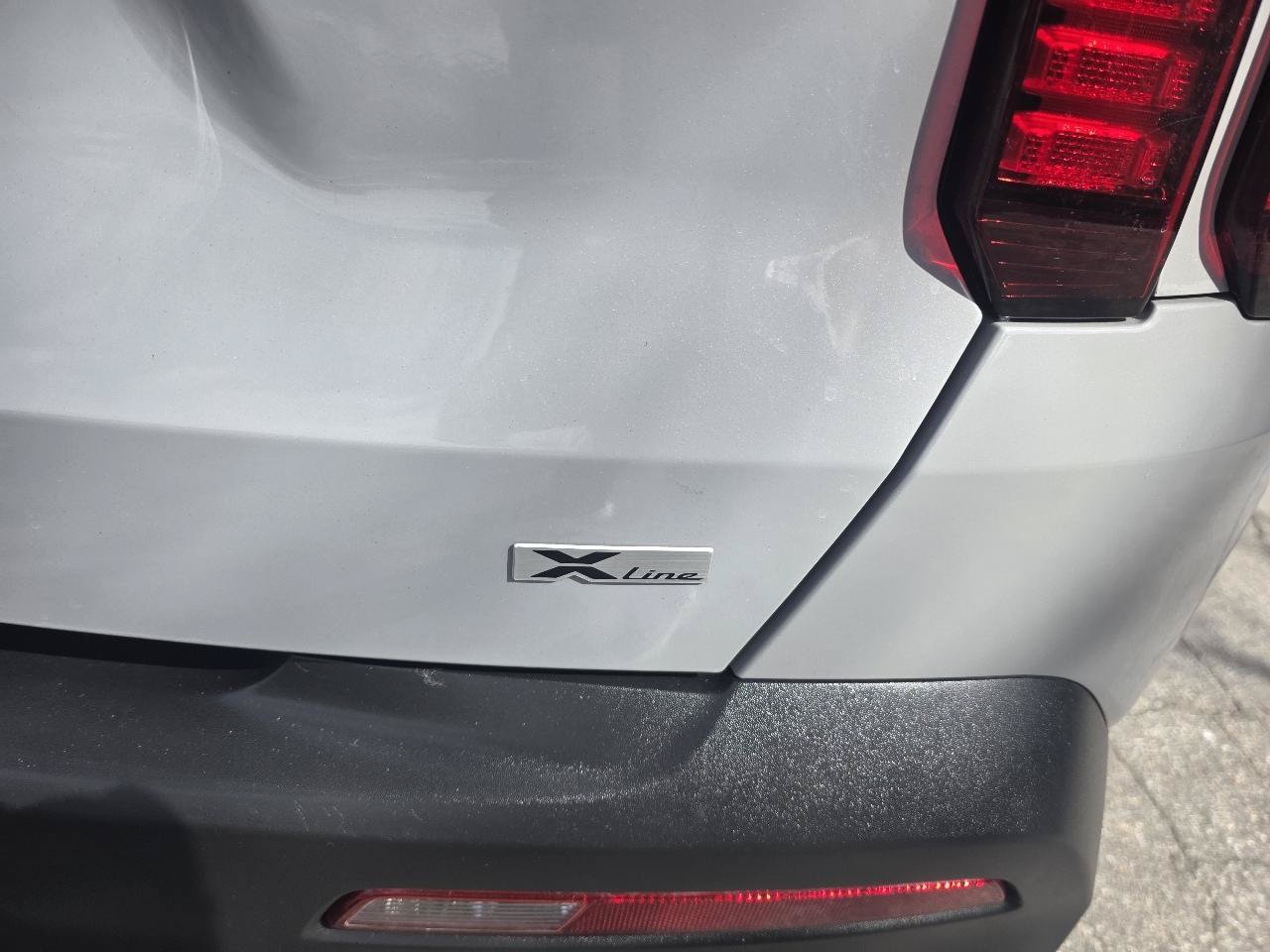 Used 2023 Kia Sorento S AWD/4WD image 4