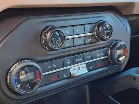 Used 2023 Ford Bronco Wildtrak AWD/4WD image 10