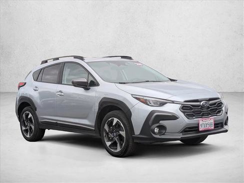 Certified 2025 Subaru Crosstrek 2.5i Limited w/ Crosstrek Mirror Package image 4