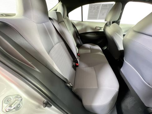 Used 2020 Toyota Corolla SE w/ SE Premium Package image 25
