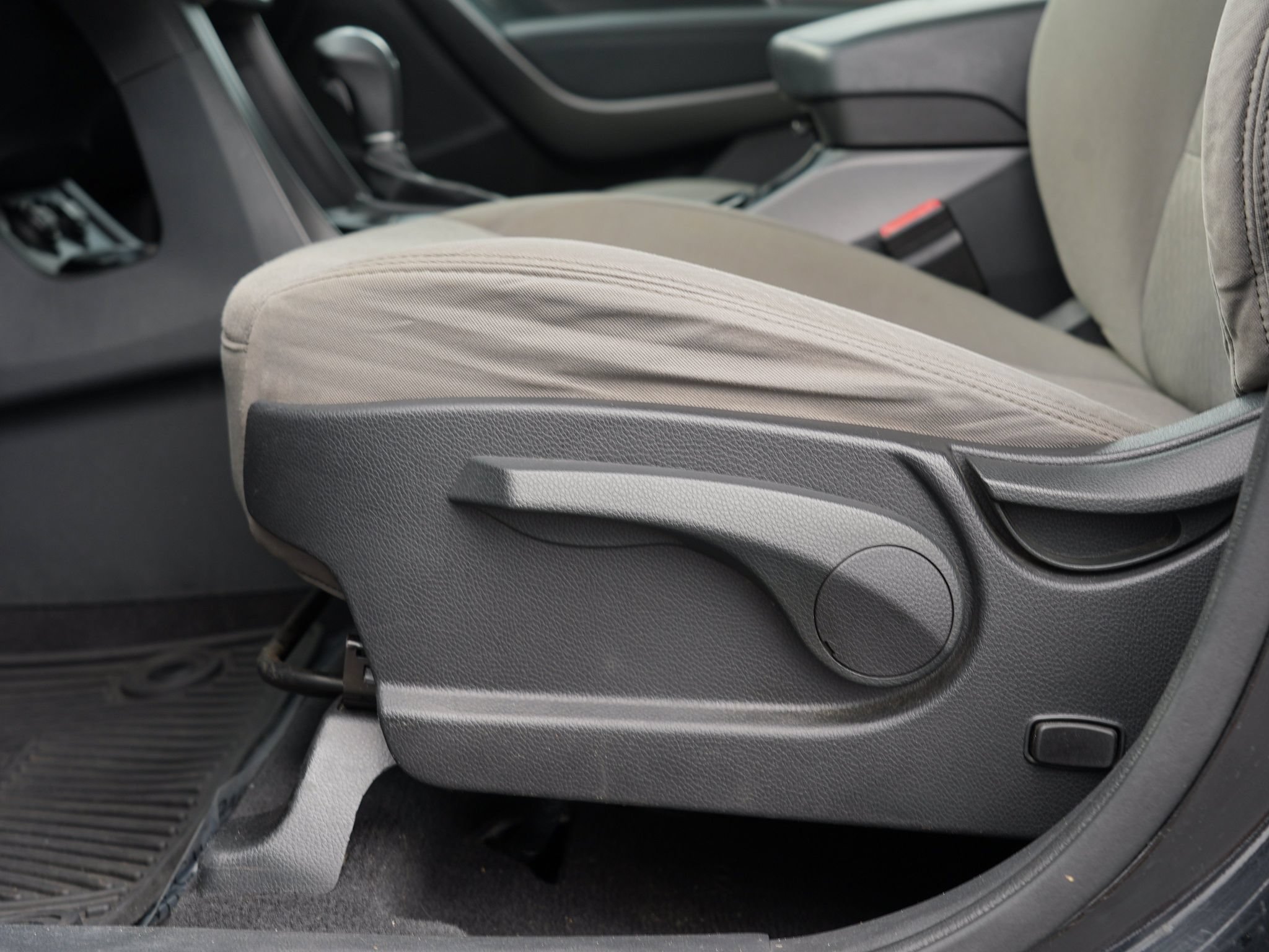 Used 2014 Hyundai Santa Fe Sport AWD/4WD image 16