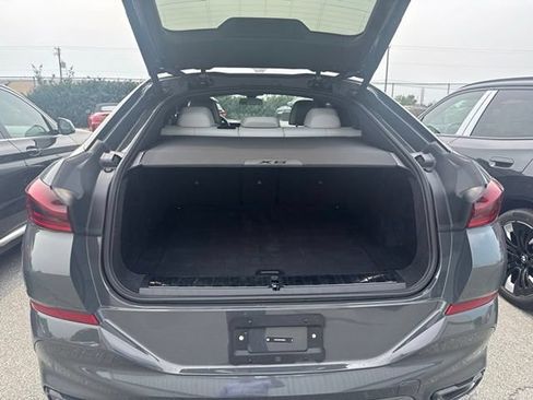 Used 2026 BMW X6 xDrive40i AWD/4WD image 10