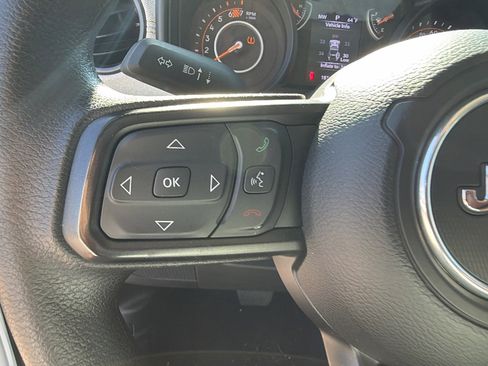 Used 2024 Jeep Wrangler Unlimited Sport AWD/4WD image 27