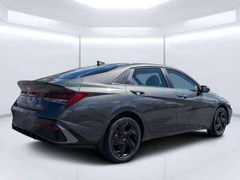 New 2026 Hyundai Elantra SEL Sport Premium w/ Cargo Package FWD image 3