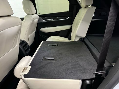 Used 2025 Cadillac XT5 Sportv w/ Technology Package image 29