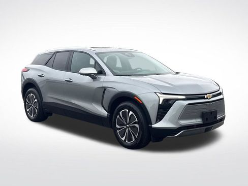 Certified 2025 Chevrolet Blazer EV LT AWD/4WD image 1
