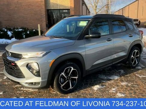 Used 2023 Chevrolet TrailBlazer RS w/ Technology Package image 4