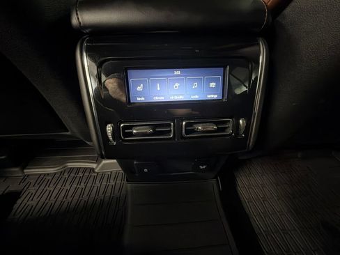 Used 2023 Lincoln Aviator Reserve w/ Equipment Group 201A AWD/4WD image 36