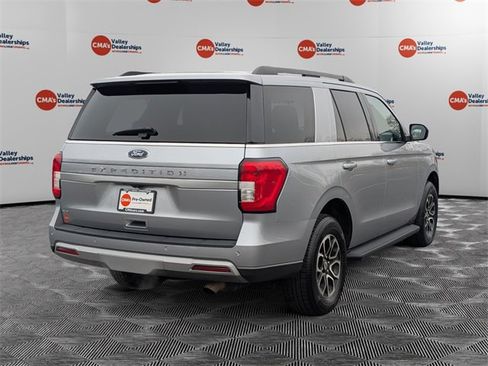 Used 2024 Ford Expedition XLT image 5