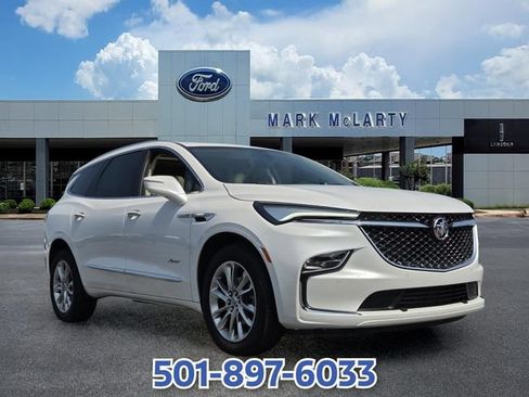 Used 2024 Buick Enclave Avenir w/ Avenir Technology Package FWD image 7