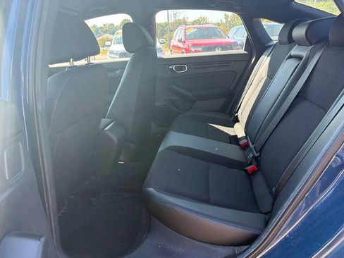 Used 2025 Honda Civic Sport image 10