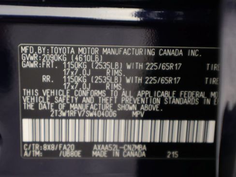 Used 2025 Toyota RAV4 XLE w/ Convenience Package FWD image 17