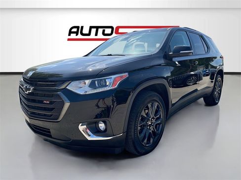 Used 2021 Chevrolet Traverse RS image 3