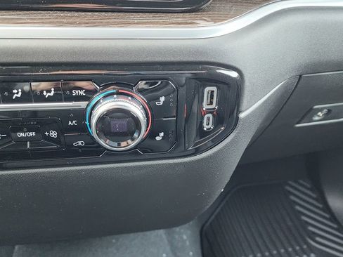 New 2026 GMC Sierra 1500 Elevation image 30