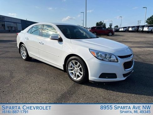 Used 2015 Chevrolet Malibu LT w/ Power Convenience Package FWD image 1