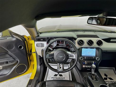 Used 2017 Ford Mustang Premium image 23