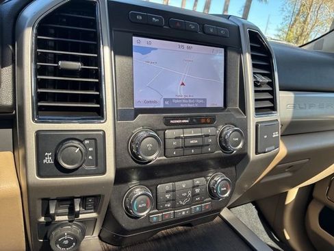 Used 2020 Ford F250 Lariat w/ Lariat Ultimate Package AWD/4WD image 30