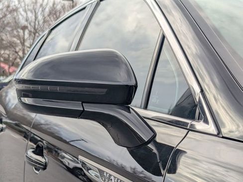 Certified 2022 Lincoln Nautilus FWD w/ Premium Package image 12