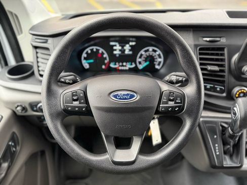 Used 2024 Ford Transit 250 T-250 130 Low Rf 9070 GVWR RW w/ Load Area Protection Package image 16