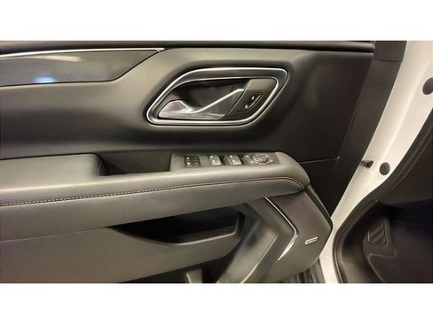 Certified 2023 GMC Yukon XL AT4 w/ AT4 Premium Plus Package image 7