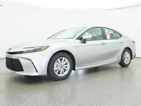 New 2026 Toyota Camry LE image 17