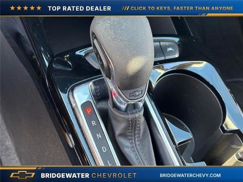 Used 2024 Chevrolet Trax LT w/ Driver Confidence Package FWD image 27