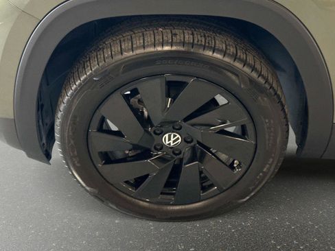 New 2026 Volkswagen Atlas SE image 9