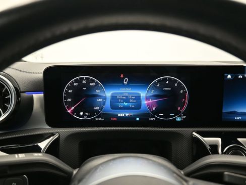 Used 2025 Mercedes-Benz CLA 250 image 22