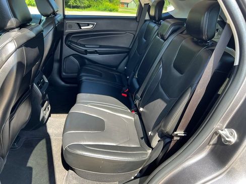 Used 2021 Ford Edge Titanium AWD/4WD image 21