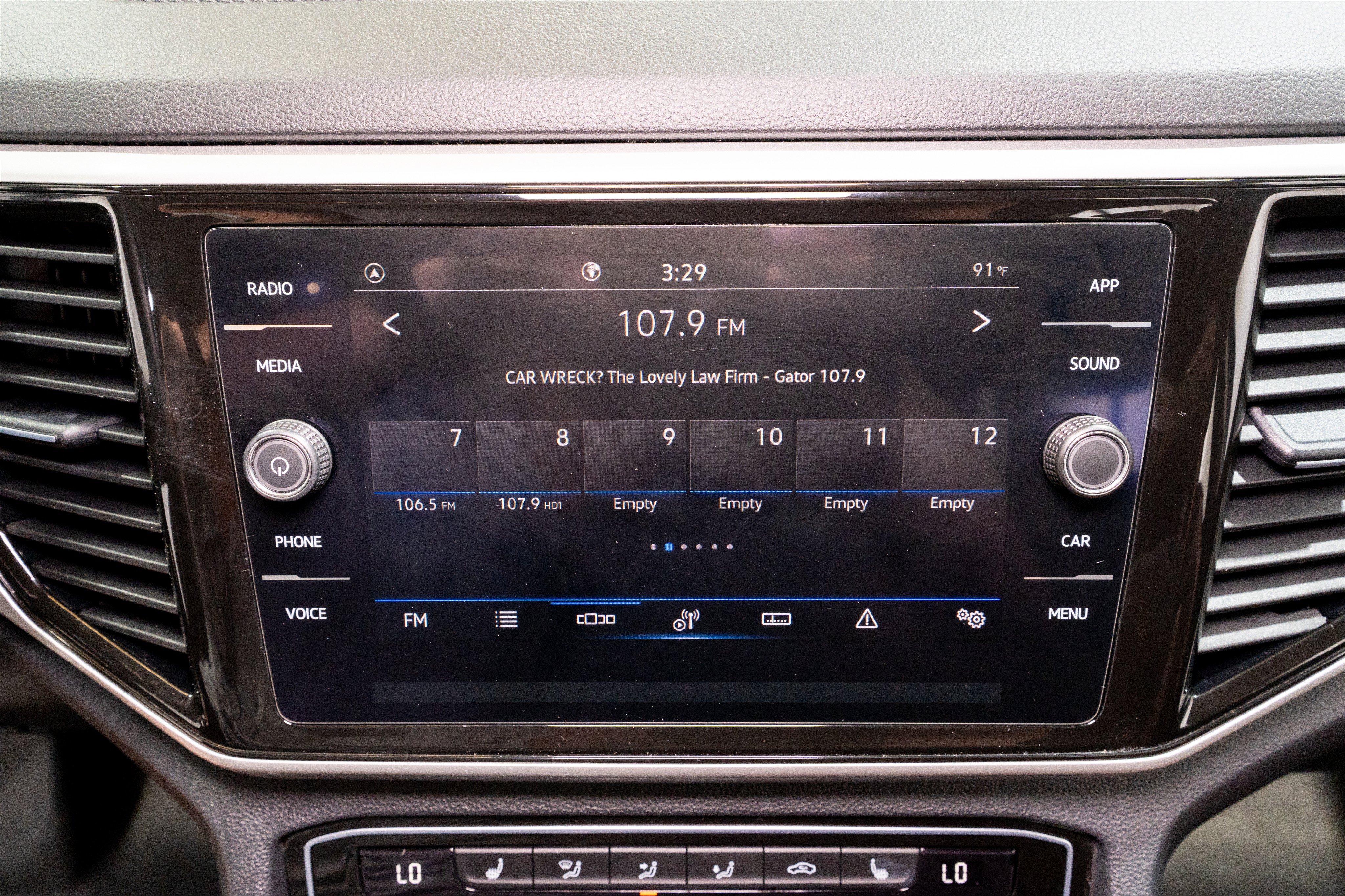 Used 2022 Volkswagen Atlas SE FWD image 17