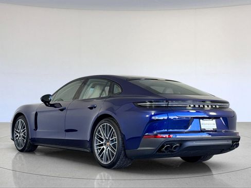 New 2026 Porsche Panamera 4 image 3
