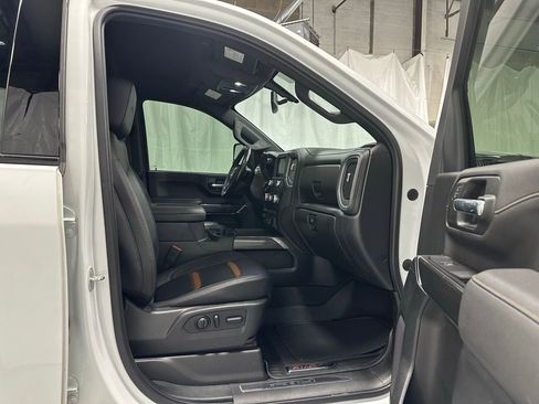 Used 2022 GMC Sierra 2500 AT4 image 57