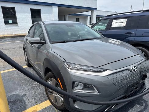 Used 2021 Hyundai Kona Limited w/ Cargo Package FWD image 1