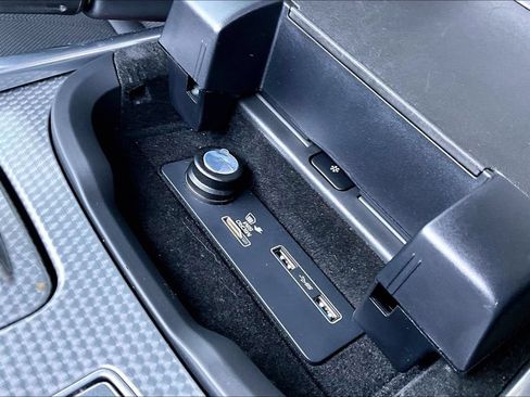 Used 2022 Land Rover Range Rover Sport HST AWD/4WD image 29