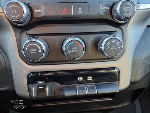 Used 2024 RAM 2500 Big Horn image 20