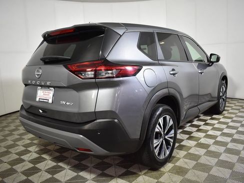 Certified 2023 Nissan Rogue SV image 4