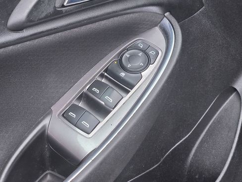 Used 2016 Chevrolet Malibu LT image 26