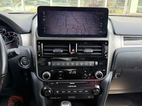 Used 2023 Lexus GX 460 Luxury w/ Sport Design Package image 19