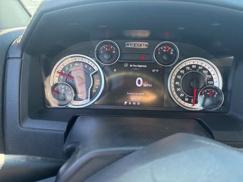 Certified 2017 RAM 1500 Laramie w/ Convenience Group image 10